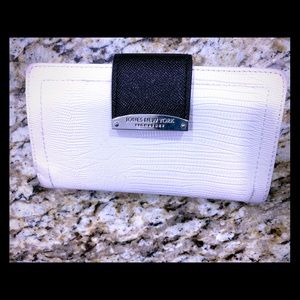 Jones NY Wallet